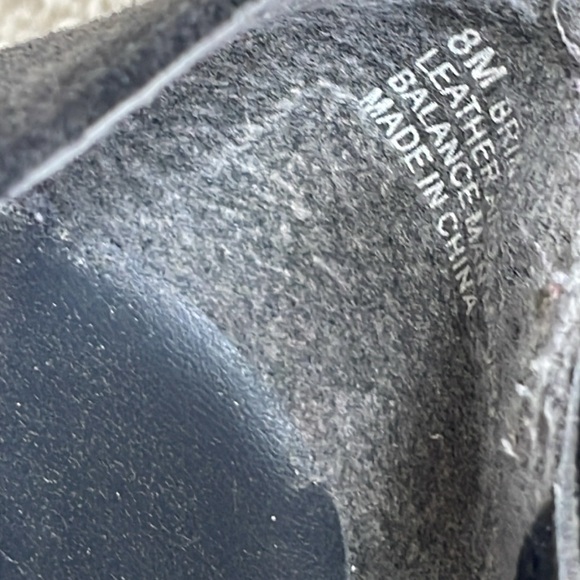 RELATIVITY BRITTANY SUEDE GREY 3” HEELS, SIZE 8M - Picture 8 of 8